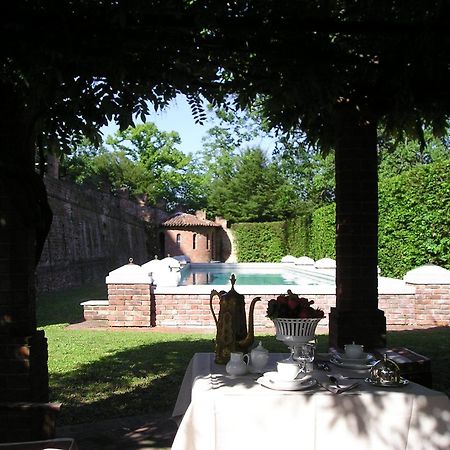 Castello Di Gabiano Villa ภายนอก รูปภาพ